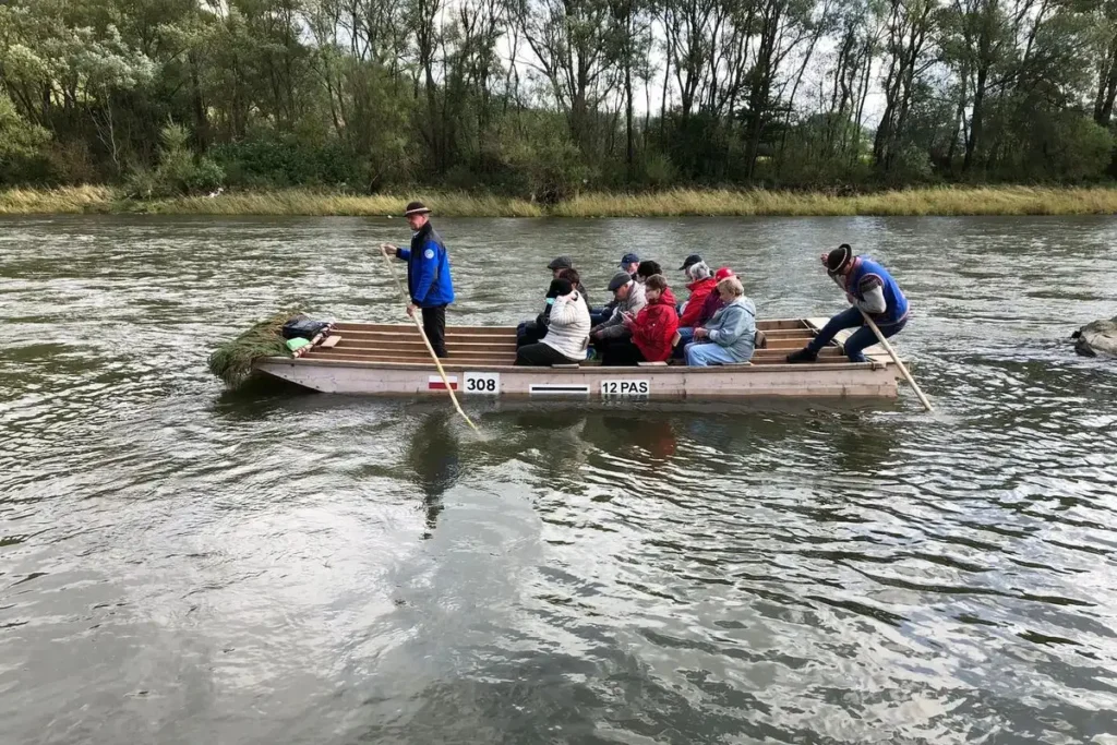 Traditionelle Flößerei in Polen auf dem Dunajec – UNESCO Weltkulturerbe Erlebnis